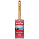 Wooster Ultra/Pro Firm Nylon/Sable Polyester Paint Brush; Mfg #4175-2 1/2